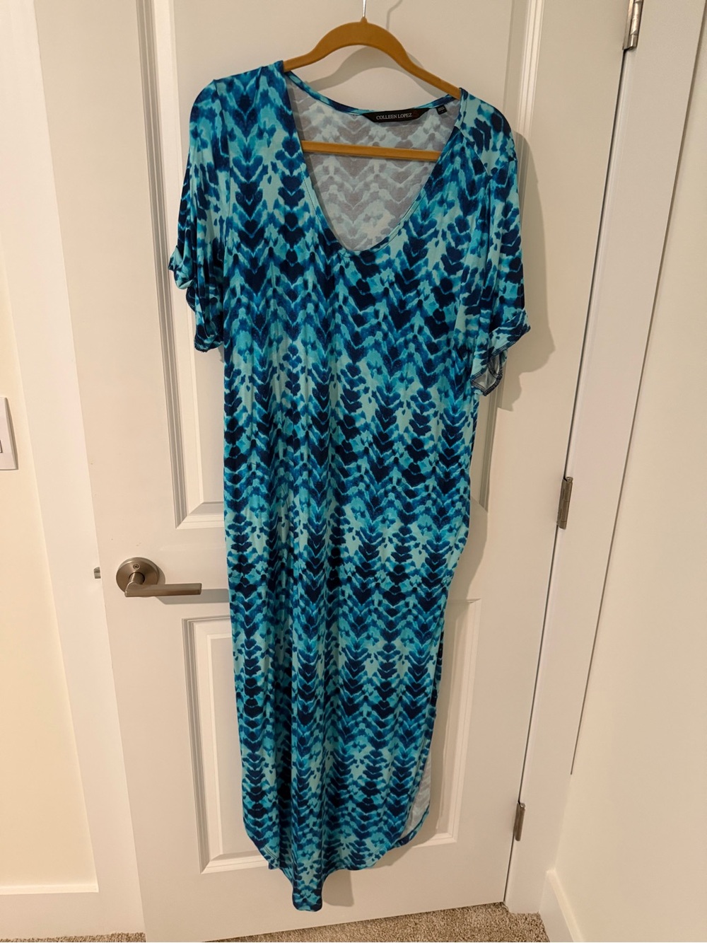 Colleen Lopez Blue Teal Abstract V-Neck Dress
